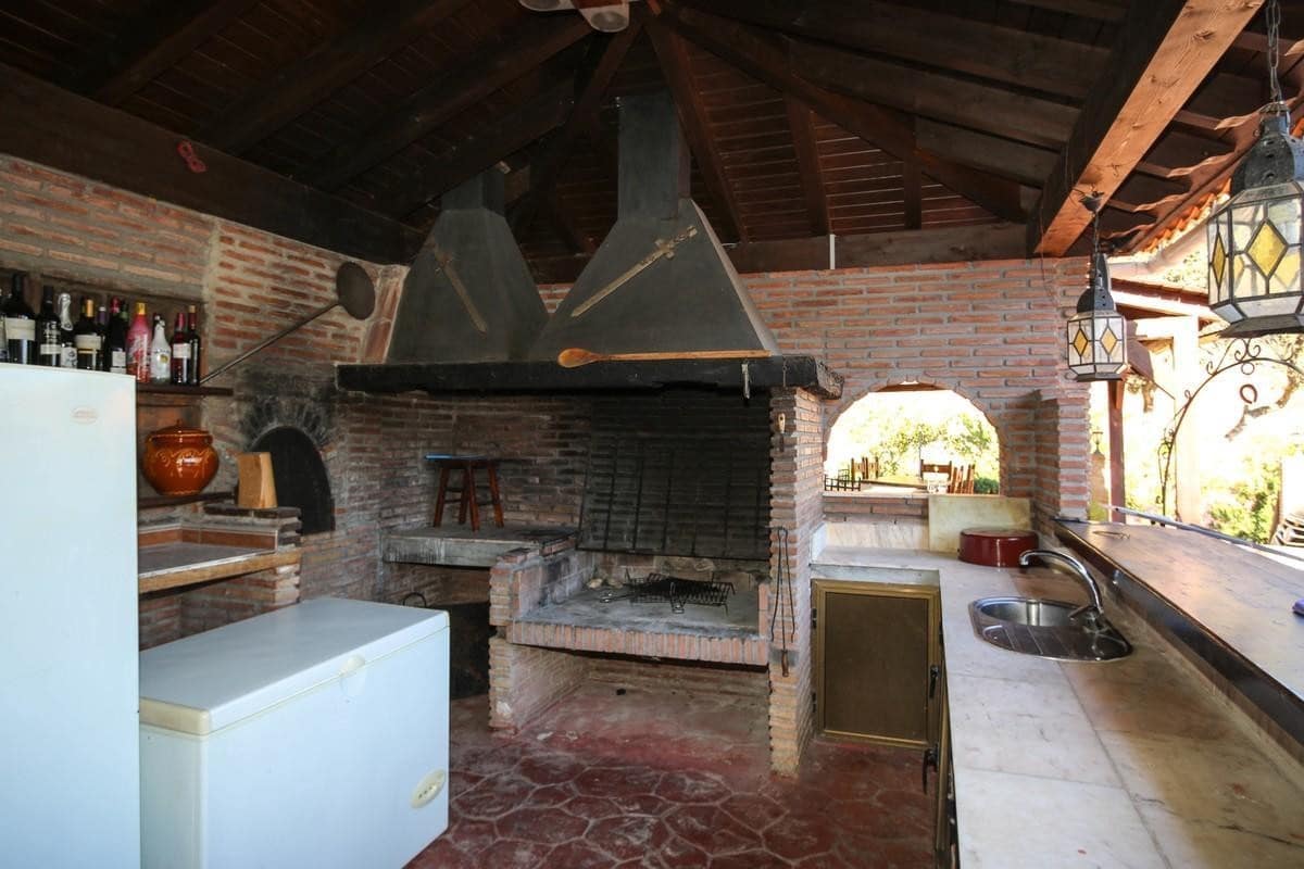 5 soverom Villa til salgs i Monda - € 480 000 (Ref: 4836649)