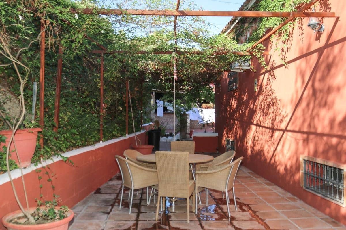 5 bedroom Villa for sale in Monda - € 480,000 (Ref: 4836649)