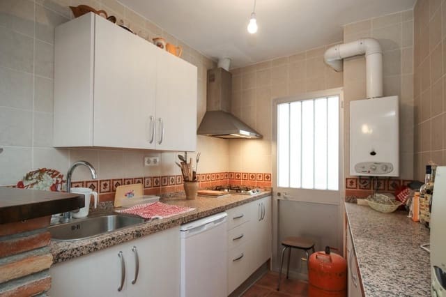 4 makuuhuone Omakotitalo myytävänä paikassa Tolox - 90 000 € (Ref: 4853073)