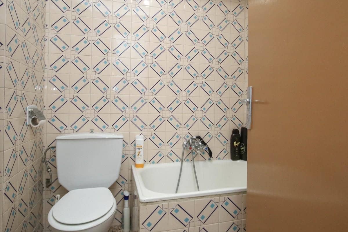 4 slaapkamer Huis te koop in Tolox - € 90.000 (Ref: 4853073)