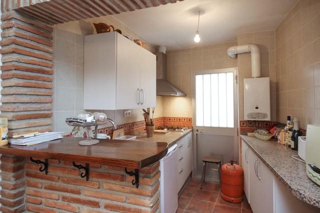 4 makuuhuone Omakotitalo myytävänä paikassa Tolox - 90 000 € (Ref: 4853073)