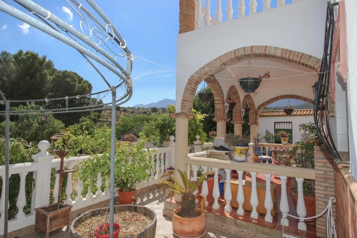 4 soveværelse Villa til salg i El Burgo - € 395.000 (Ref: 4987005)