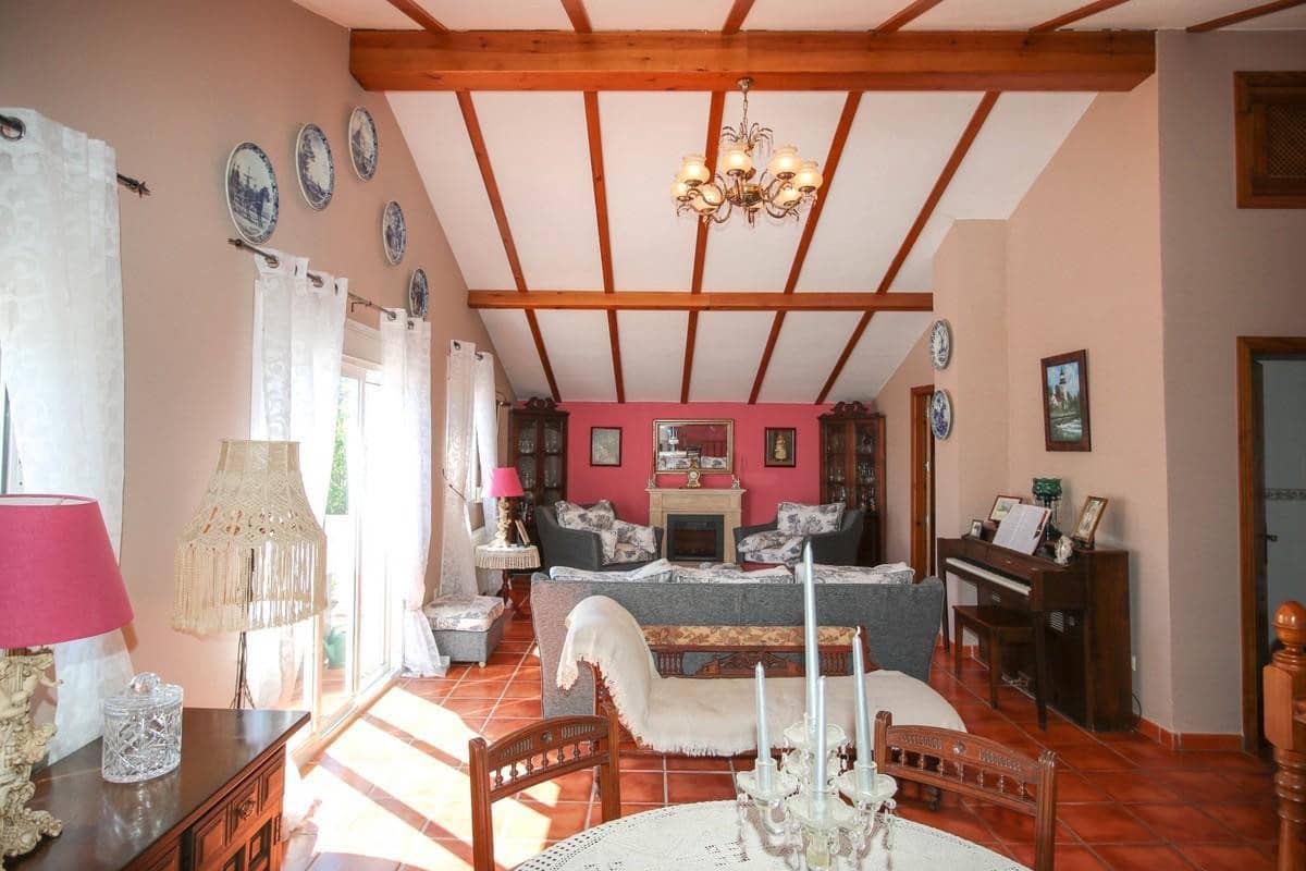 4 soveværelse Villa til salg i El Burgo - € 395.000 (Ref: 4987005)