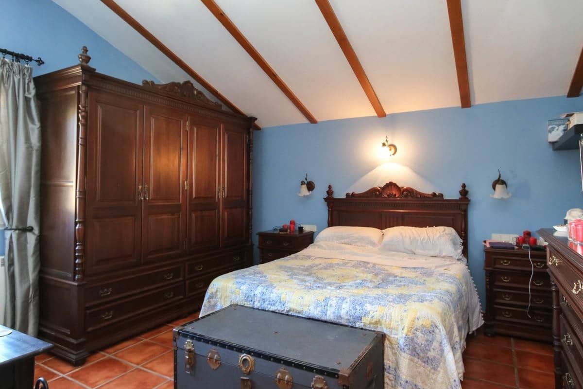 4 soveværelse Villa til salg i El Burgo - € 395.000 (Ref: 4987005)