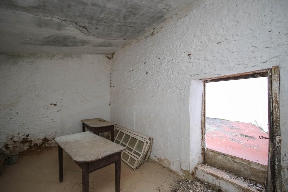 6 slaapkamer Hotel te koop in Tolox - € 450.000 (Ref: 5179892)