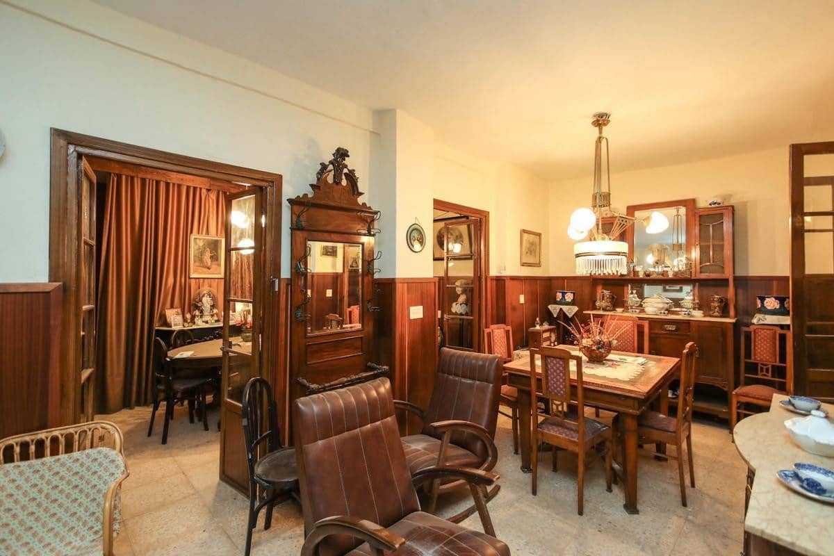 6 quarto Hotel para venda em Tolox - 250 000 € (Ref: 5179892)