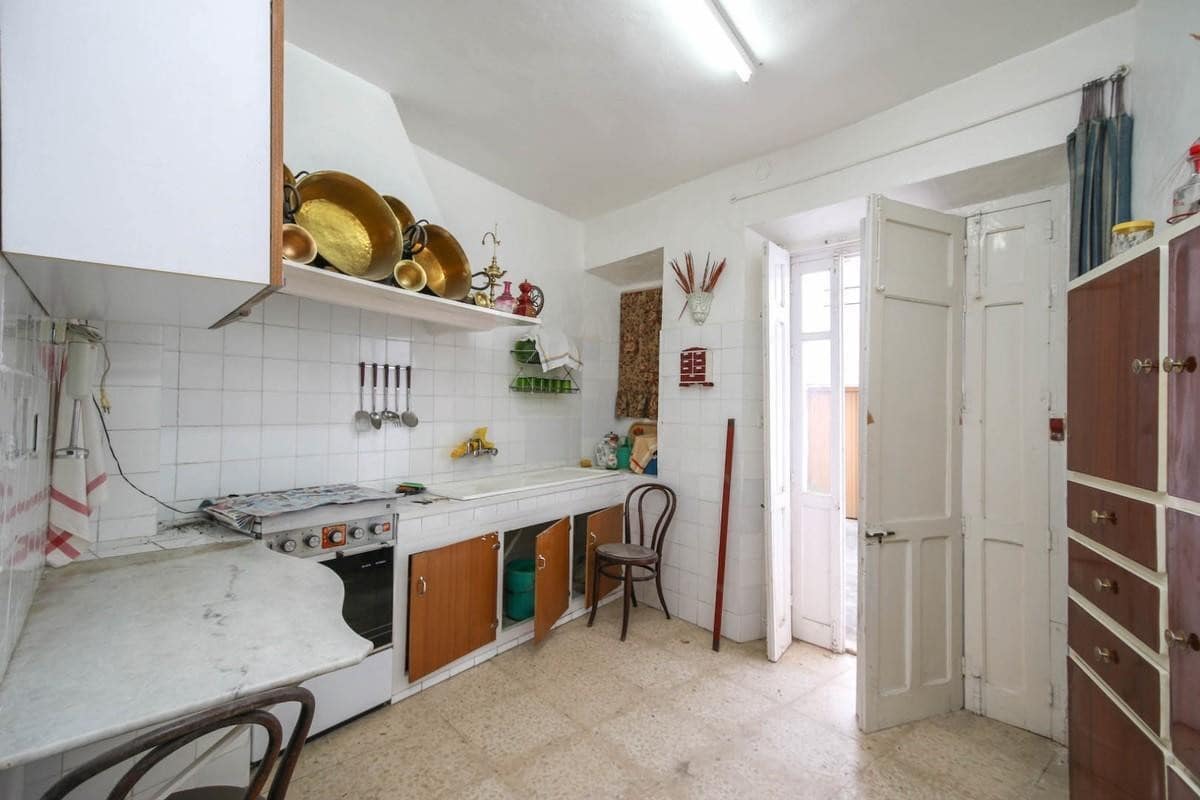 6 quarto Hotel para venda em Tolox - 250 000 € (Ref: 5179892)