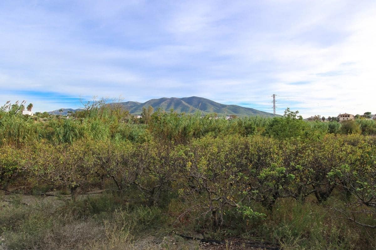 Terreno Não Urbanizado para venda em Coin - 850 000 € (Ref: 5926768)