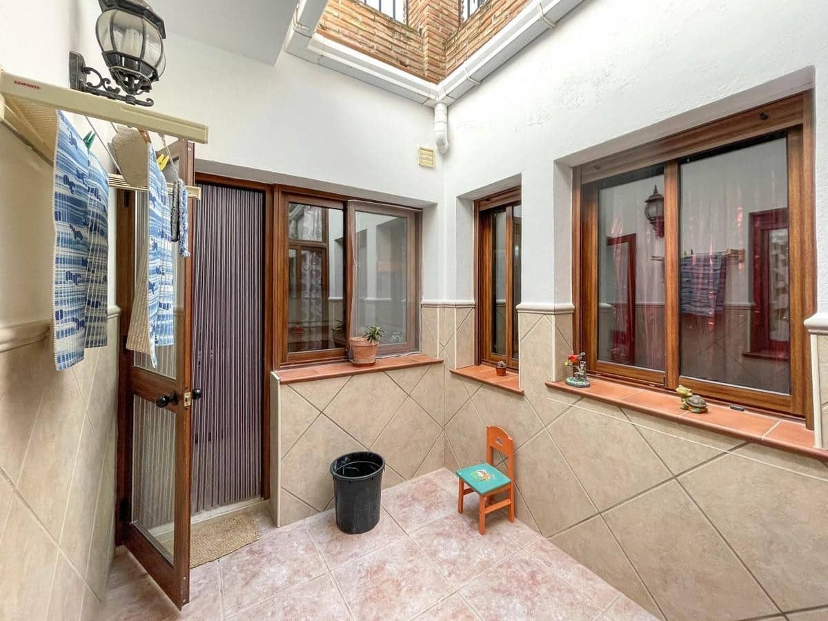 4 soveværelse Byhus til salg i Alozaina - € 197.000 (Ref: 6007126)