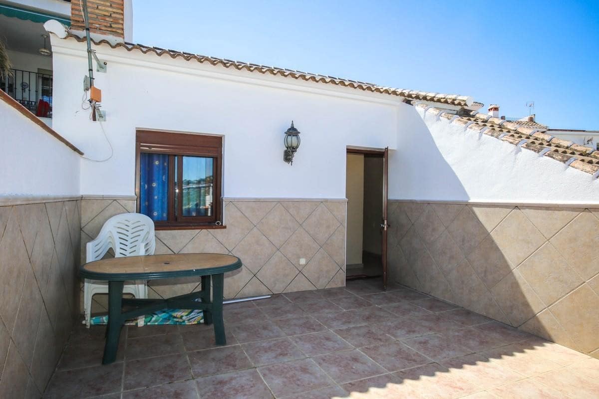 4 bedroom Townhouse for sale in Alozaina - € 197,000 (Ref: 6007126)