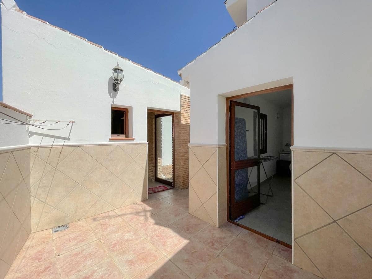 4 bedroom Townhouse for sale in Alozaina - € 197,000 (Ref: 6007126)