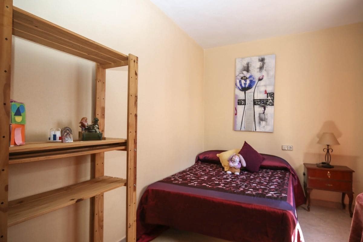 4 soveværelse Byhus til salg i Alozaina - € 230.000 (Ref: 6007126)