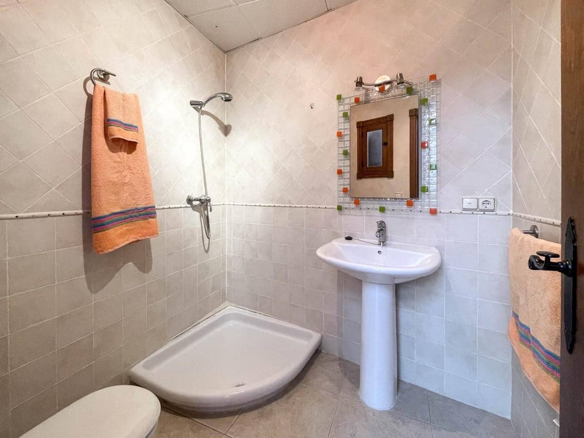 4 soveværelse Byhus til salg i Alozaina - € 230.000 (Ref: 6007126)