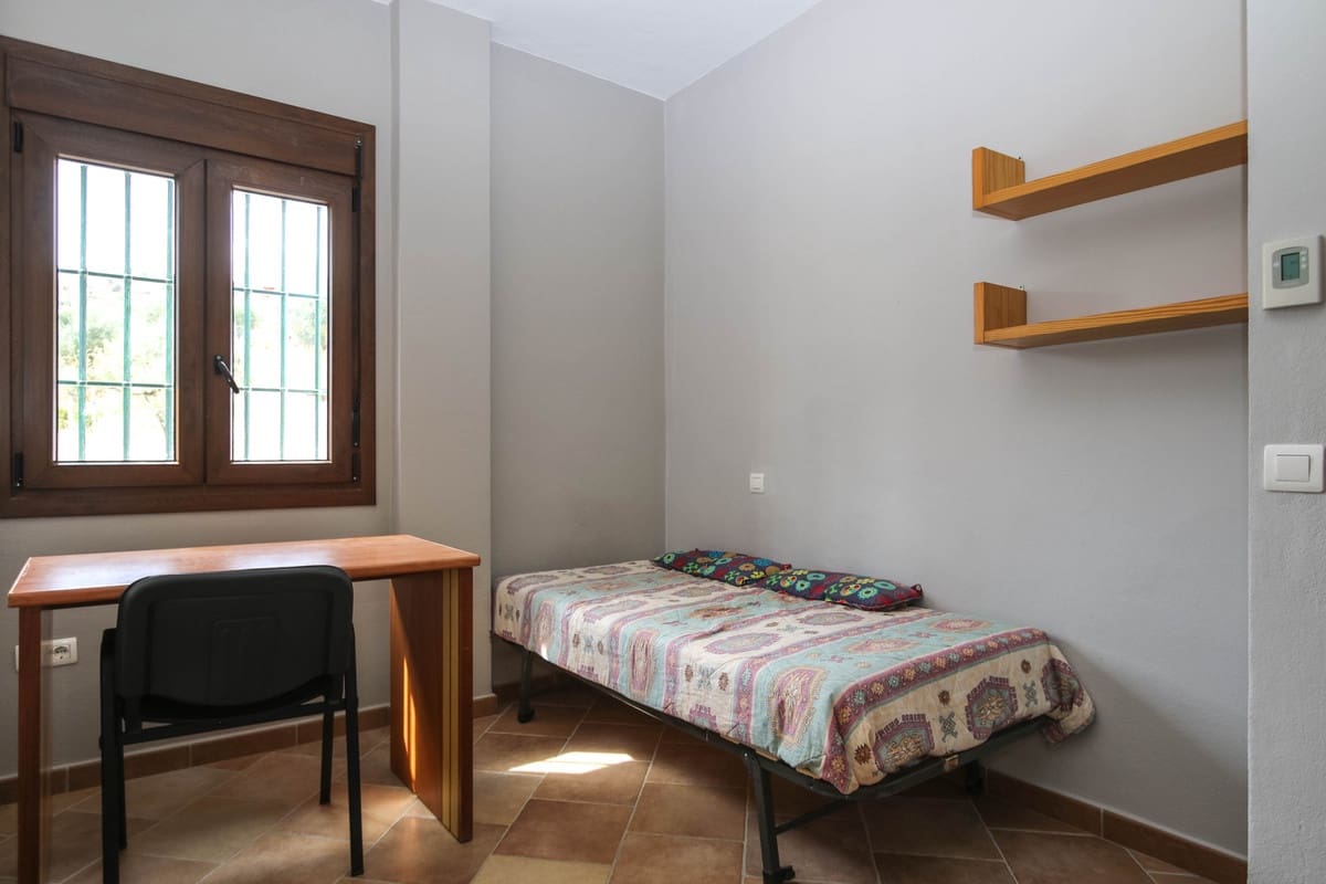 5 sypialnia Willa na sprzedaż w Coin z basenem - 630 000 € (Ref: 6704440)