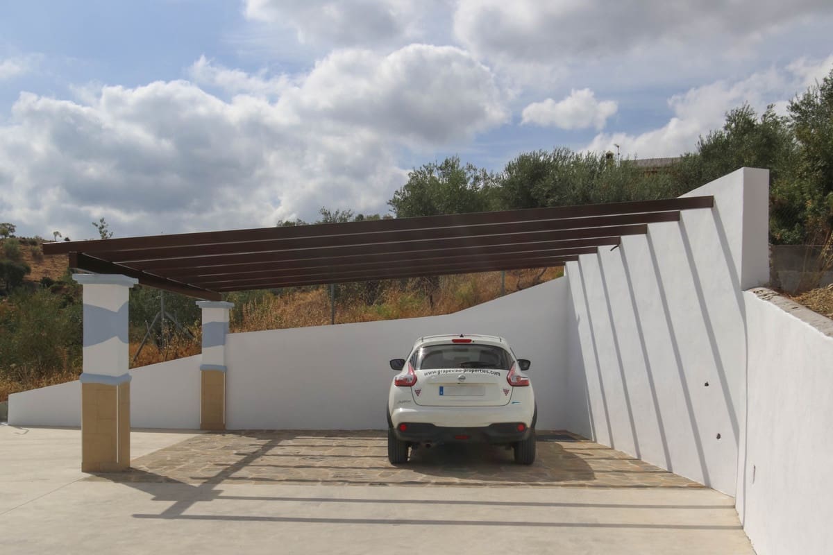 5 sypialnia Willa na sprzedaż w Coin z basenem - 630 000 € (Ref: 6704440)