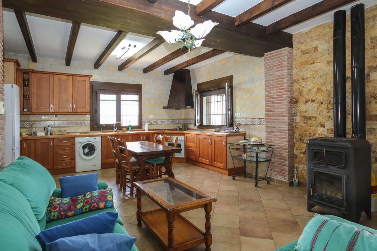 5 sypialnia Willa na sprzedaż w Coin z basenem - 630 000 € (Ref: 6704440)