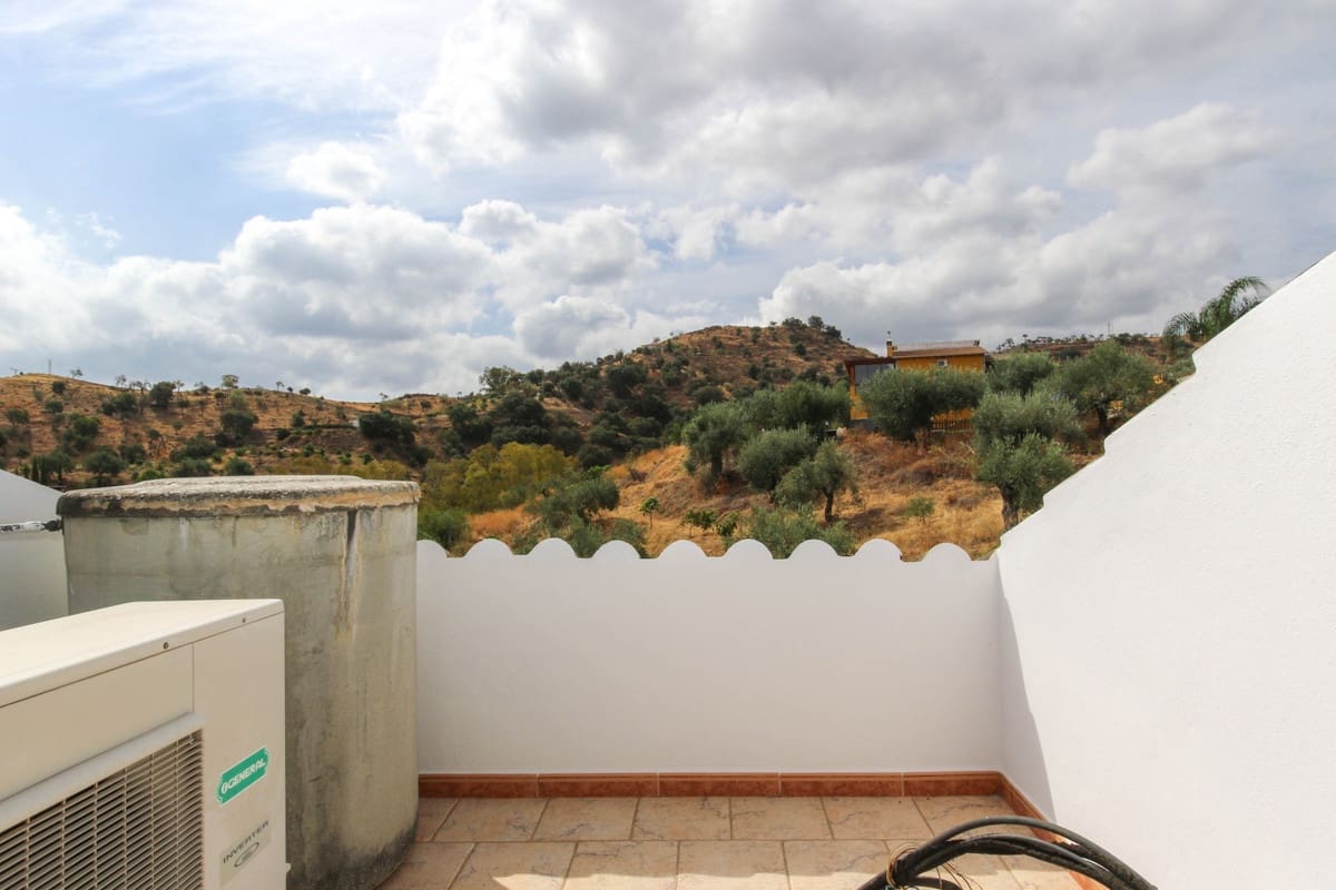 5 sypialnia Willa na sprzedaż w Coin z basenem - 630 000 € (Ref: 6704440)