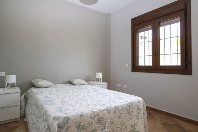 5 Zimmer Villa zu verkaufen in Coín mit Pool - 630.000 € (Ref: 6704440)