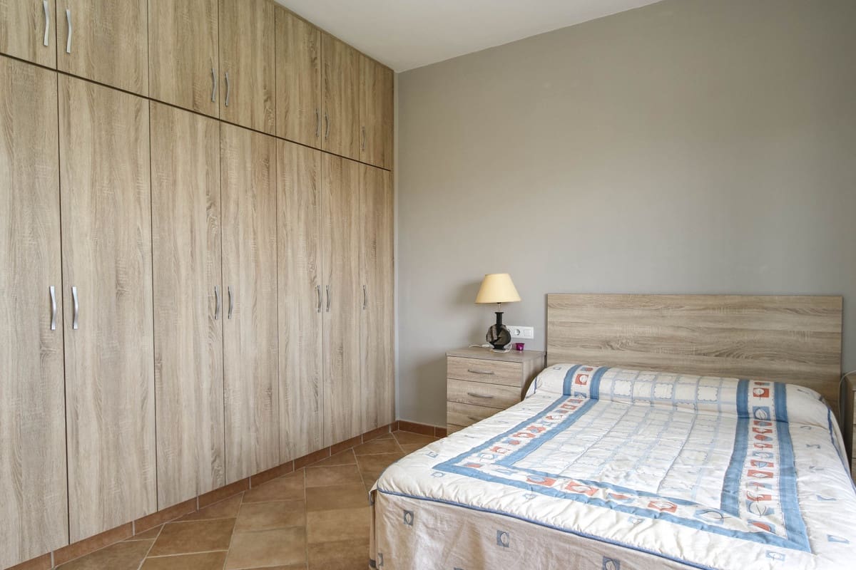 5 bedroom Villa for sale in Coin with pool - € 630,000 (Ref: 6704440)