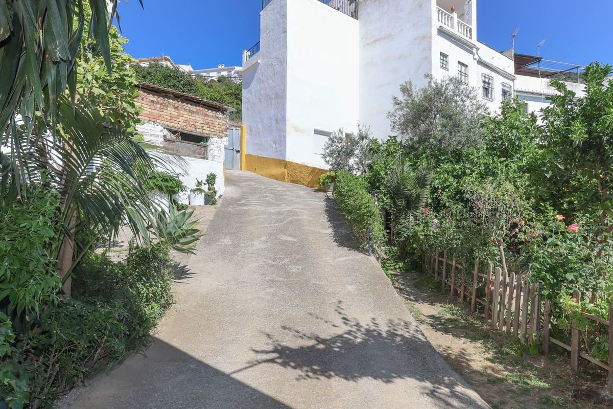 4 soveværelse Byhus til salg i Casarabonela med garage - € 1.000.000 (Ref: 6950673)