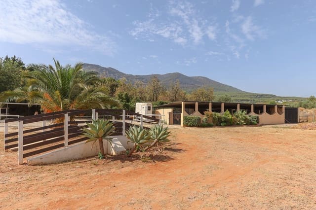 5 bedroom Commercial for sale in Alhaurín el Grande with pool garage - € 995,000 (Ref: 7012399)