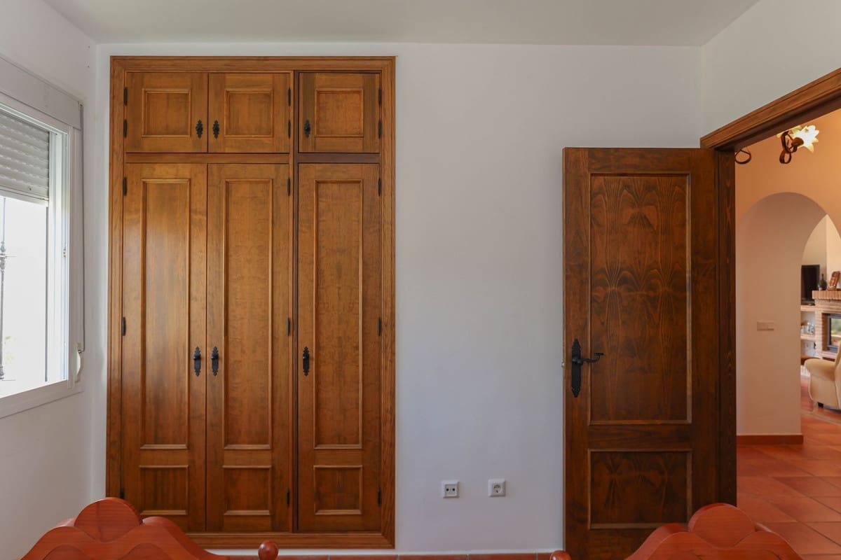 3 chambre Villa/Maison à vendre à Guaro avec piscine garage - 540 000 € (Ref: 7033063)