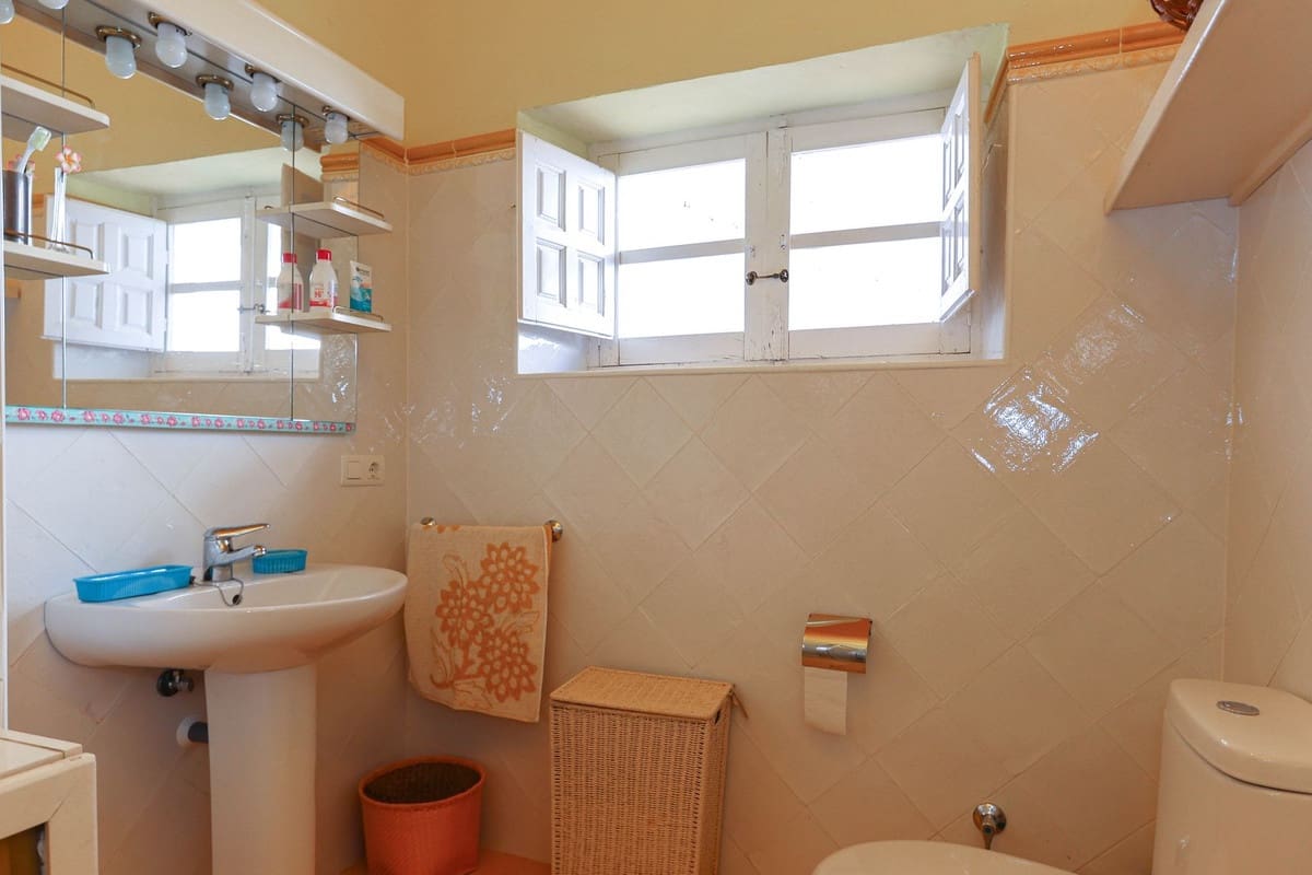 5 slaapkamer Huis te koop in Tolox - € 534.000 (Ref: 7771988)