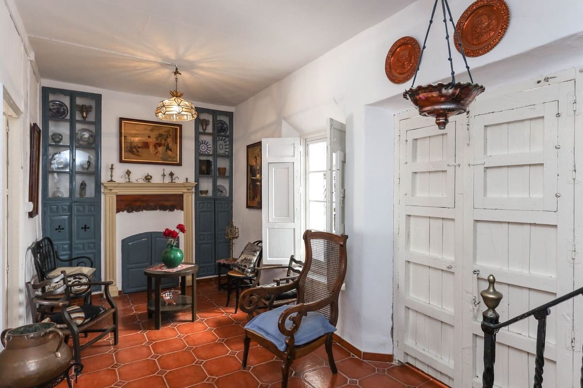 5 slaapkamer Huis te koop in Tolox - € 534.000 (Ref: 7771988)