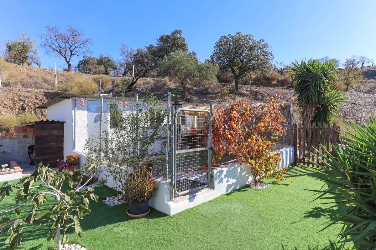 3 soveværelse Villa til salg i Tolox med garage - € 250.000 (Ref: 7976414)