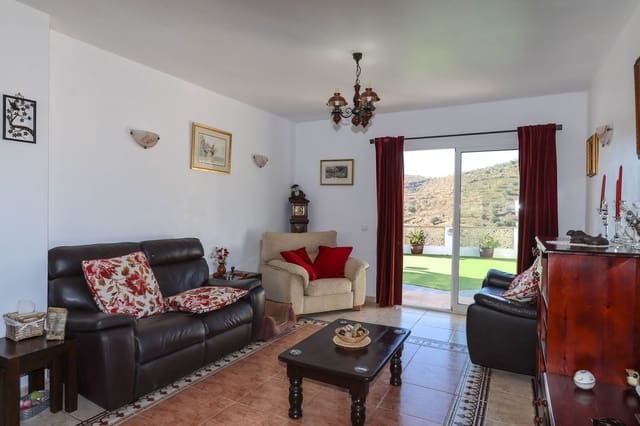 3 Zimmer Villa zu verkaufen in Tolox mit Garage - 250.000 € (Ref: 7976414)