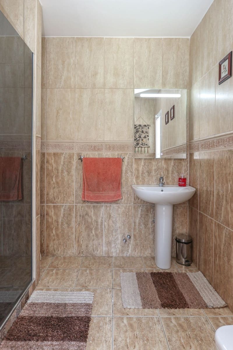 3 sovrum Villa till salu i Tolox med garage - 250 000 € (Ref: 7976414)