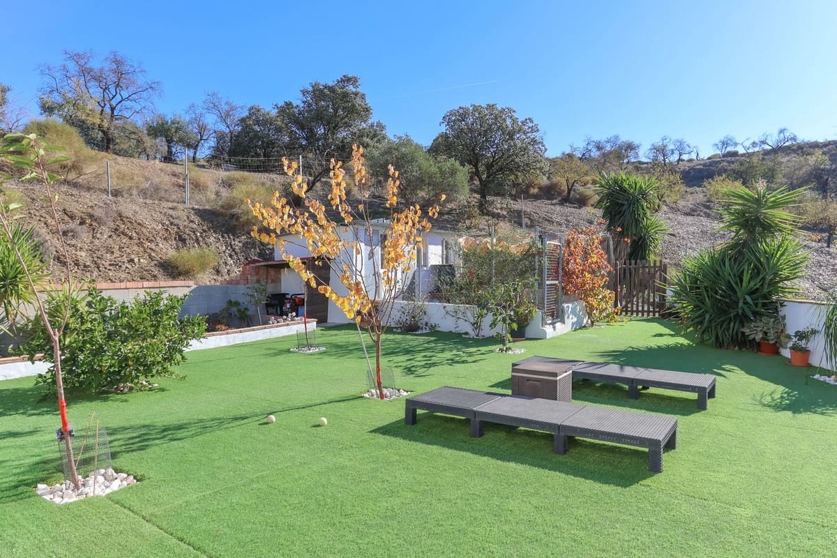 3 sovrum Villa till salu i Tolox med garage - 250 000 € (Ref: 7976414)