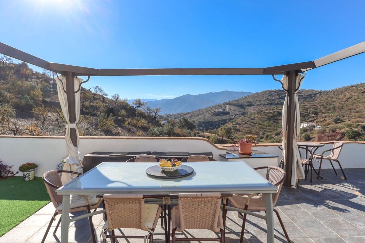 3 sypialnia Willa na sprzedaż w Tolox z garażem - 250 000 € (Ref: 7976414)