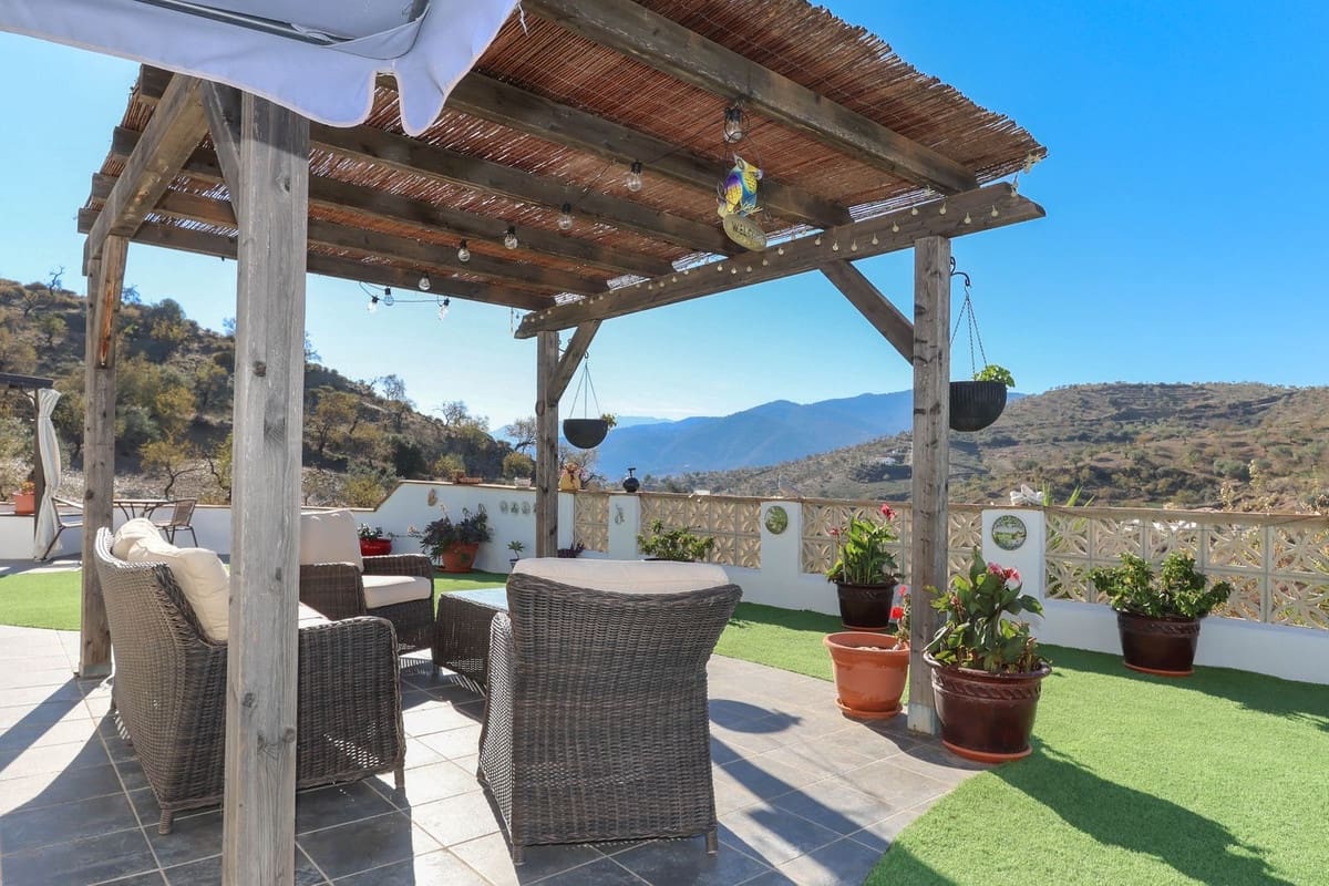 3 sypialnia Willa na sprzedaż w Tolox z garażem - 250 000 € (Ref: 7976414)