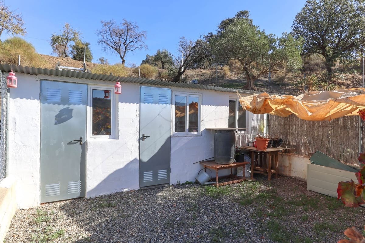 3 sovrum Villa till salu i Tolox med garage - 219 000 € (Ref: 7976414)