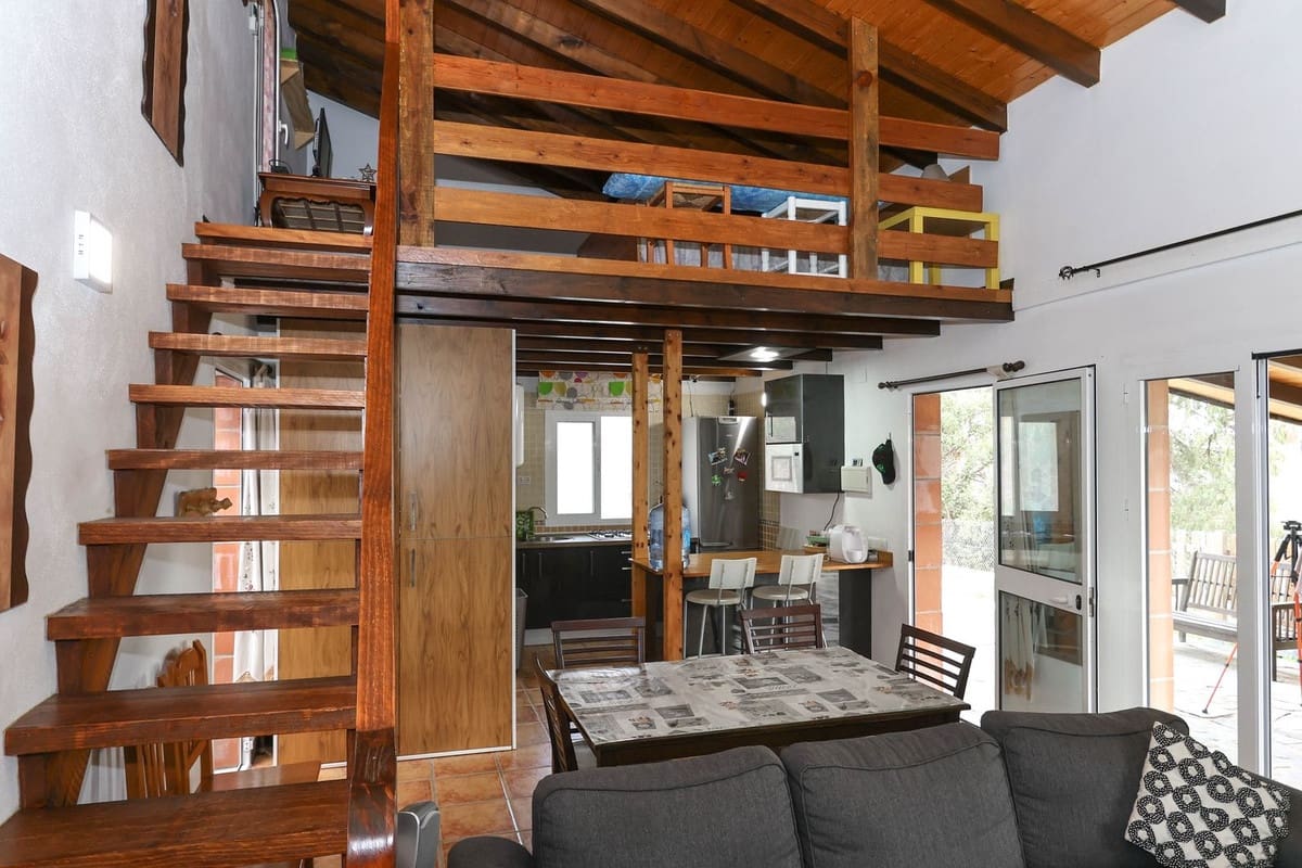 1 bedroom Finca/Country House for sale in Yunquera with garage €