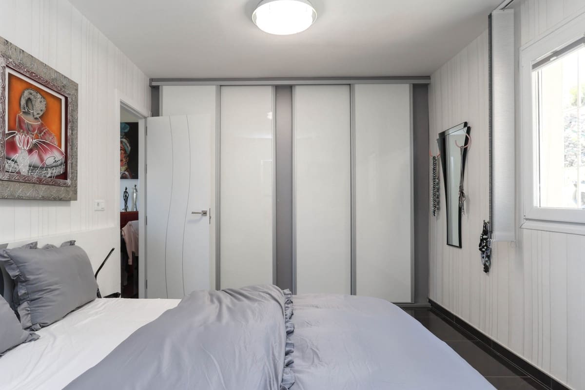 4 soverom Villa til salgs i Monda med svømmebasseng garasje - € 550 000 (Ref: 8220814)