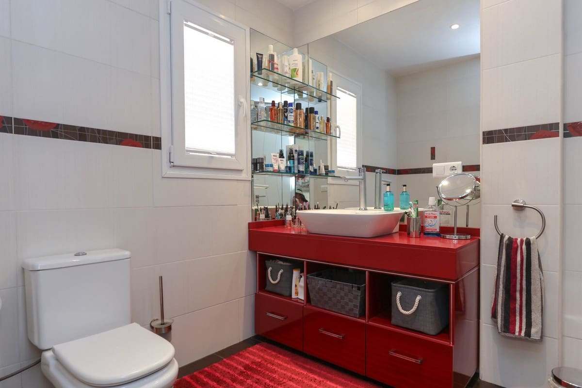 4 soverom Villa til salgs i Monda med svømmebasseng garasje - € 550 000 (Ref: 8220814)