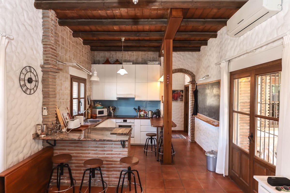 3 chambre Villa/Maison à vendre à Alozaina avec piscine garage - 385 000 € (Ref: 8376399)