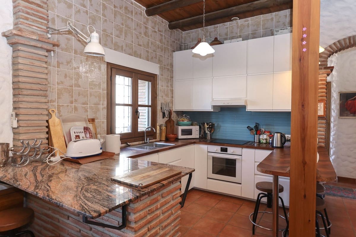 3 chambre Villa/Maison à vendre à Alozaina avec piscine garage - 385 000 € (Ref: 8376399)