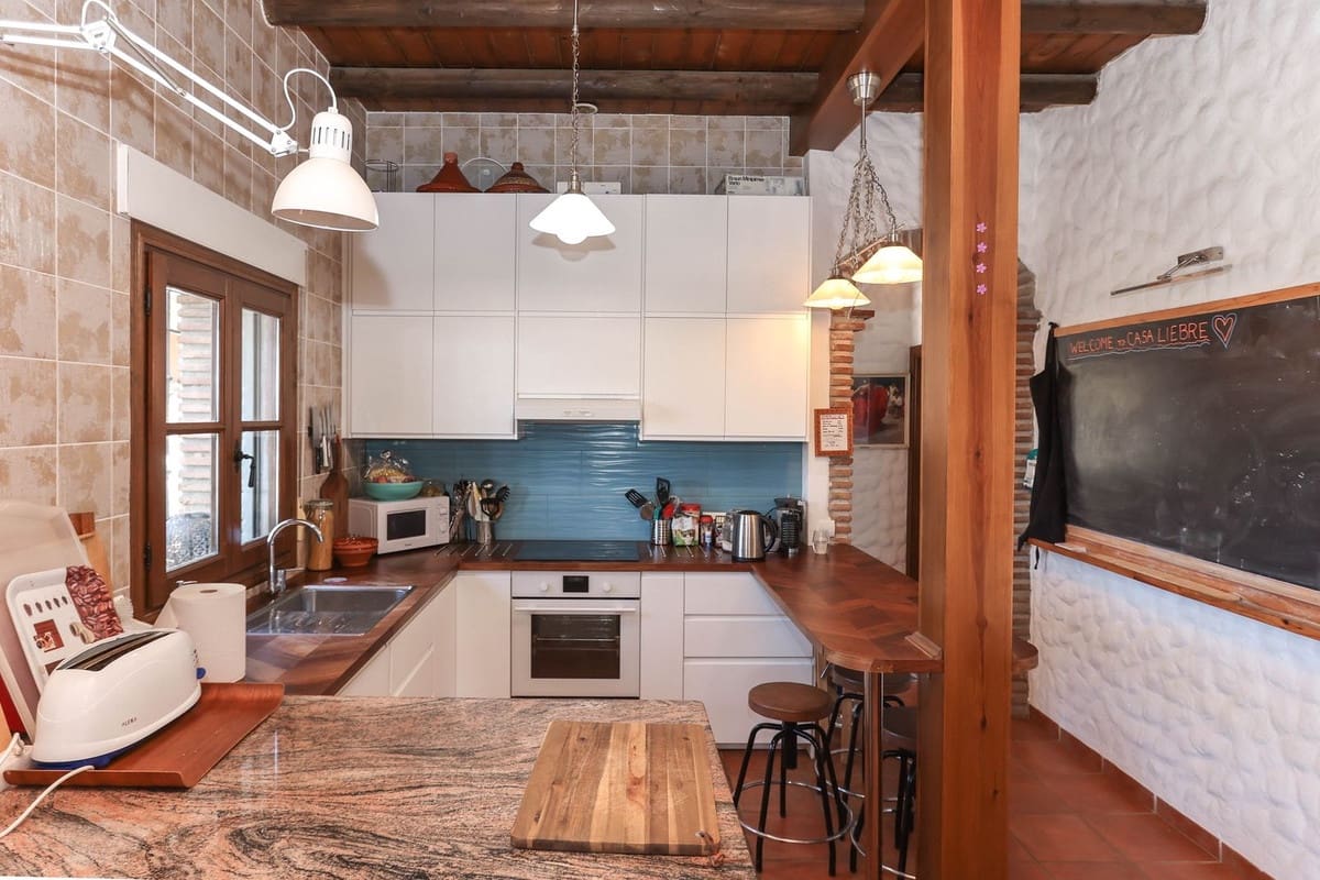 3 chambre Villa/Maison à vendre à Alozaina avec piscine garage - 385 000 € (Ref: 8376399)