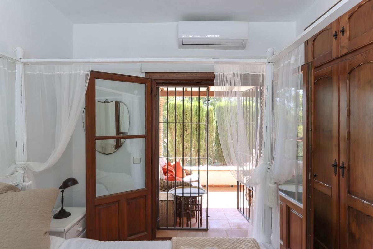 3 chambre Villa/Maison à vendre à Alozaina avec piscine garage - 385 000 € (Ref: 8376399)