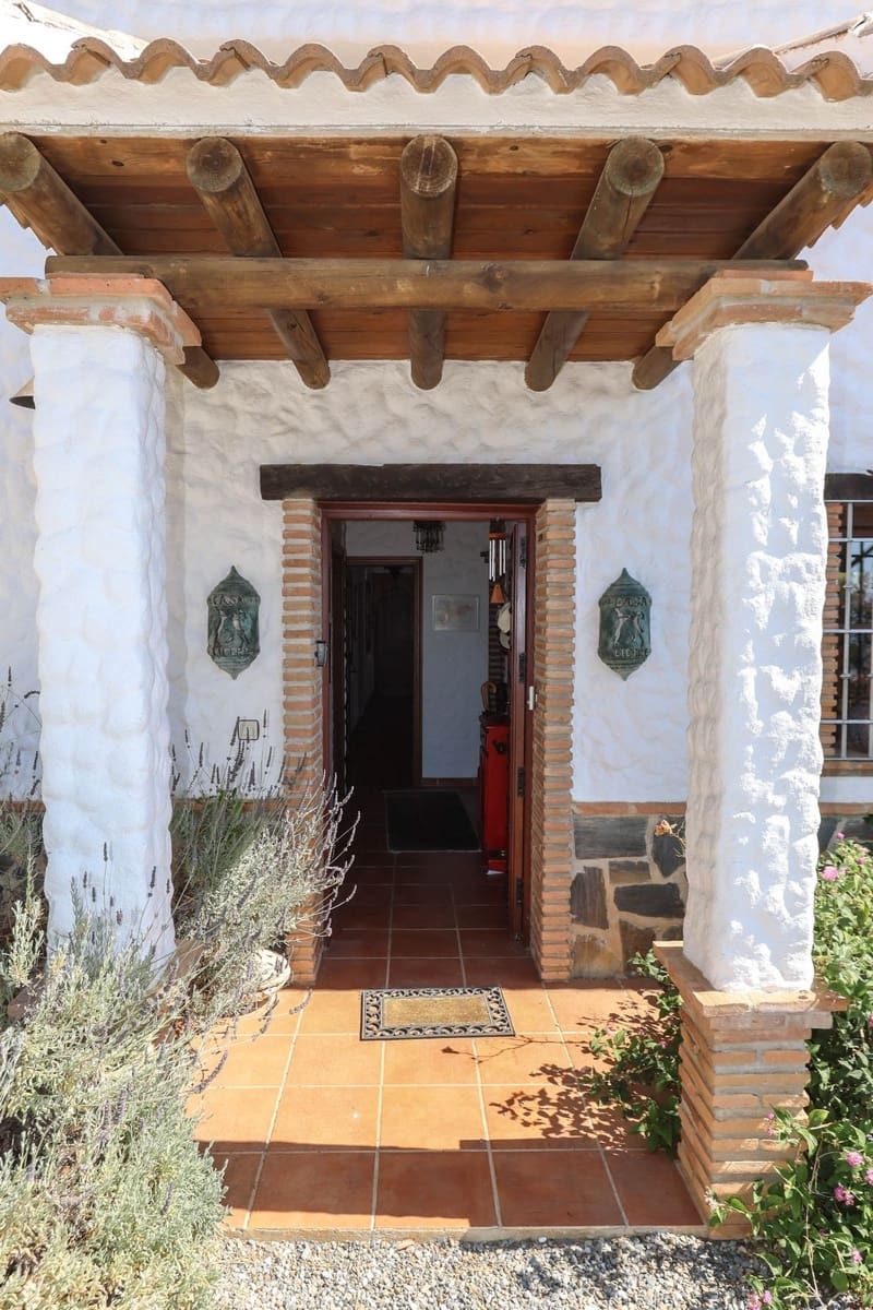 3 chambre Villa/Maison à vendre à Alozaina avec piscine garage - 385 000 € (Ref: 8376399)