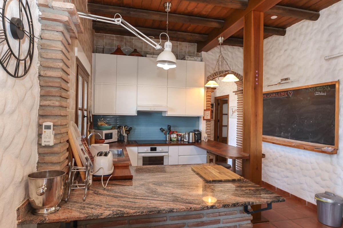 3 chambre Villa/Maison à vendre à Alozaina avec piscine garage - 385 000 € (Ref: 8376399)