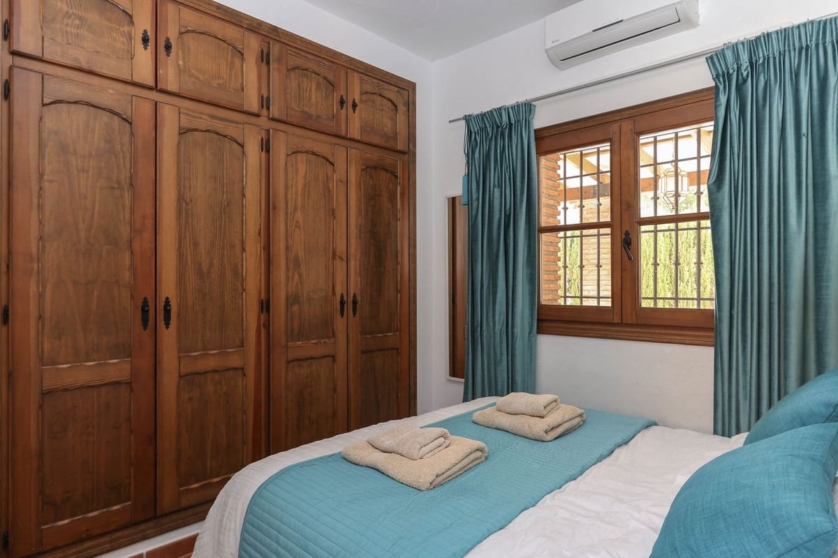 3 chambre Villa/Maison à vendre à Alozaina avec piscine garage - 385 000 € (Ref: 8376399)