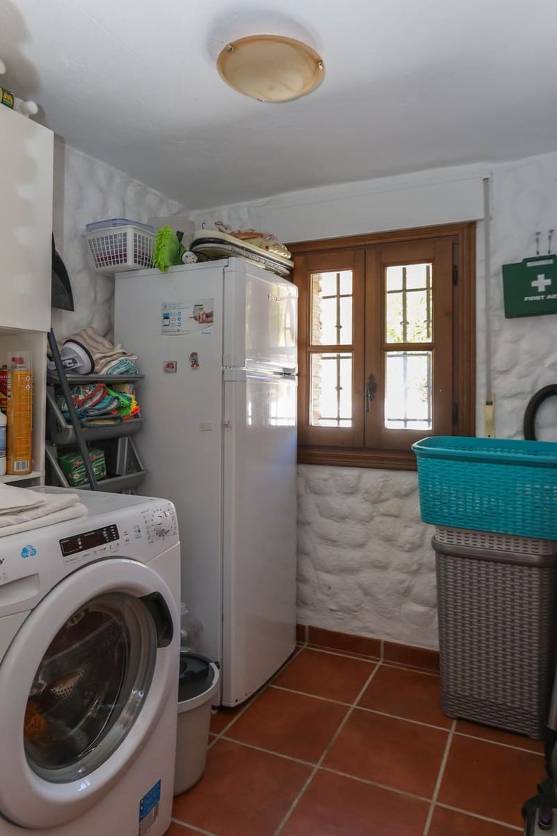 3 chambre Villa/Maison à vendre à Alozaina avec piscine garage - 385 000 € (Ref: 8376399)