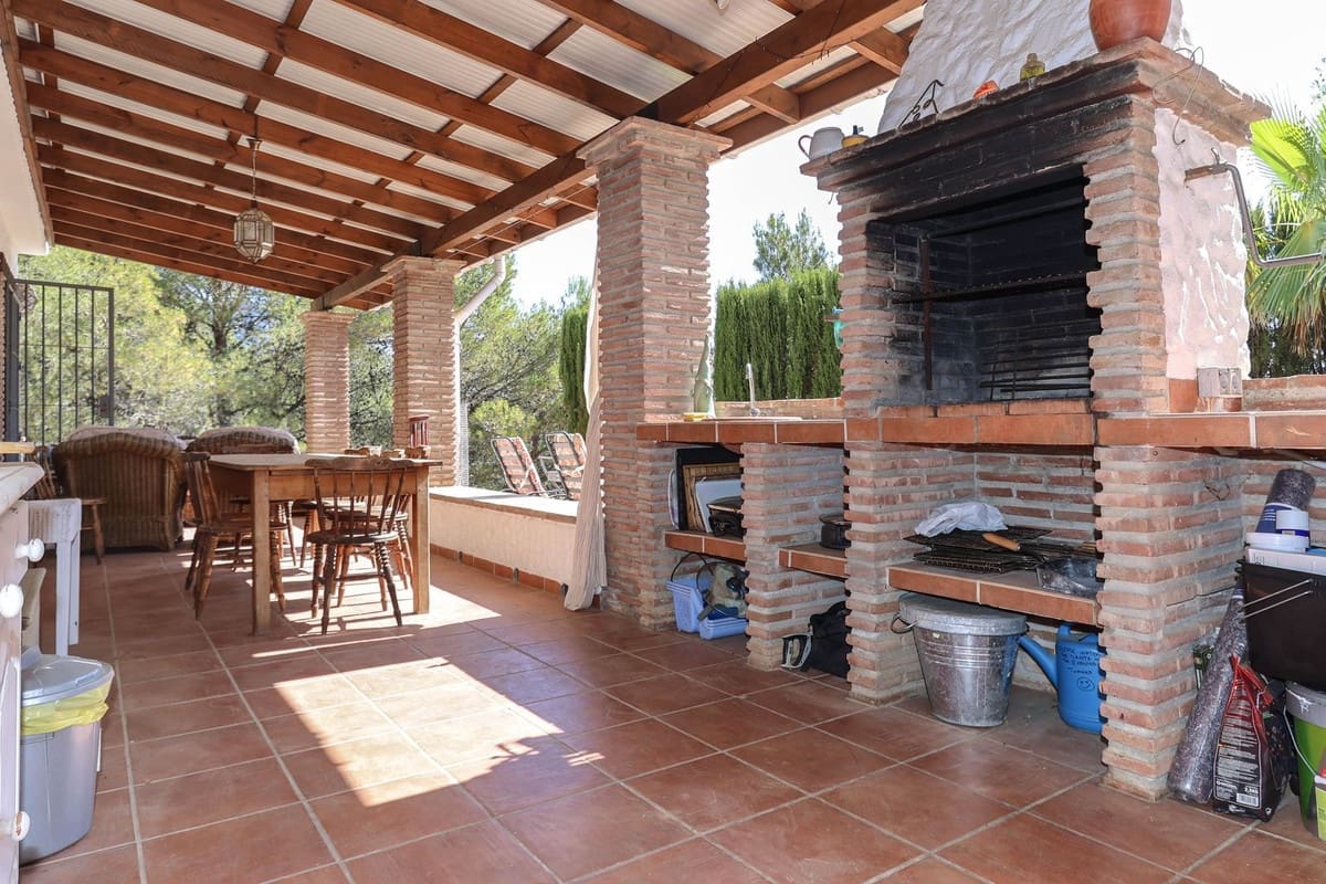 3 chambre Villa/Maison à vendre à Alozaina avec piscine garage - 385 000 € (Ref: 8376399)