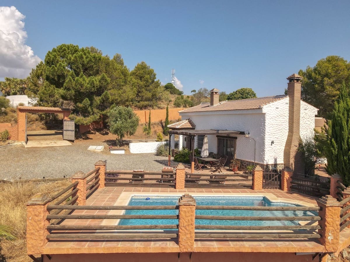 3 chambre Villa/Maison à vendre à Alozaina avec piscine garage - 385 000 € (Ref: 8376399)