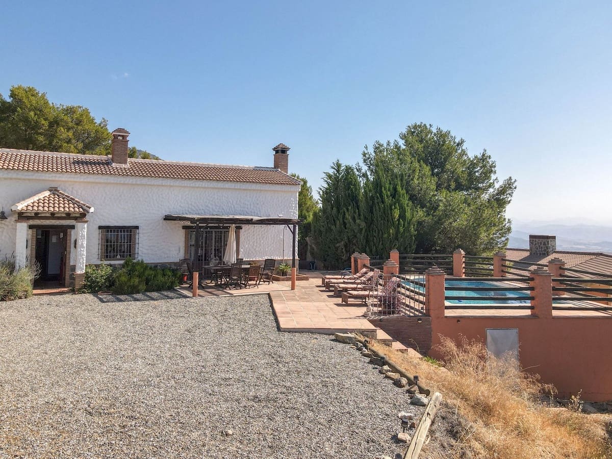 3 chambre Villa/Maison à vendre à Alozaina avec piscine garage - 385 000 € (Ref: 8376399)