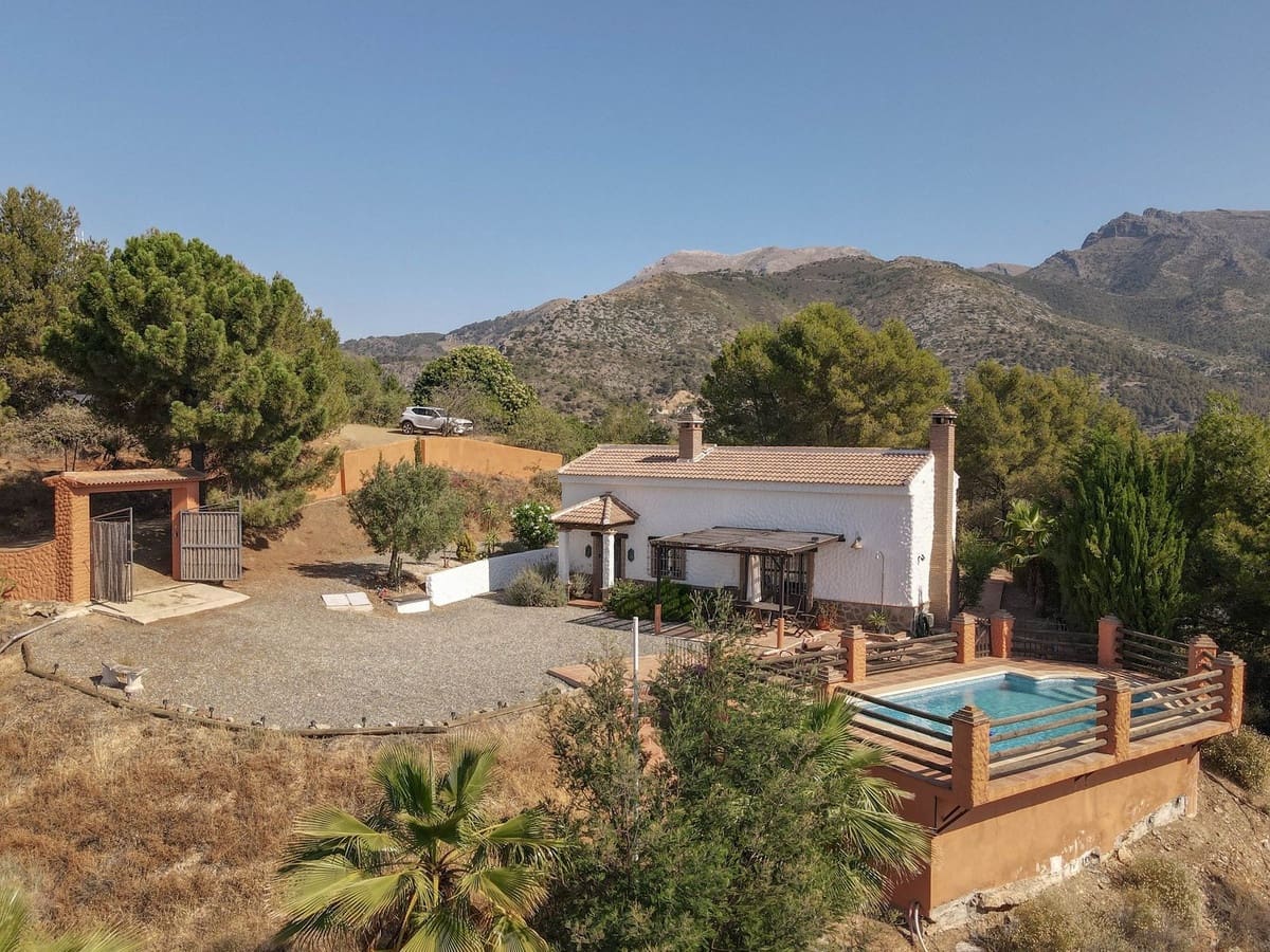 3 chambre Villa/Maison à vendre à Alozaina avec piscine garage - 385 000 € (Ref: 8376399)